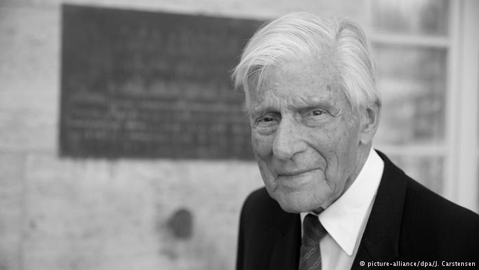 Scandal-plagued German politician Walther Leisler Kiep passes away